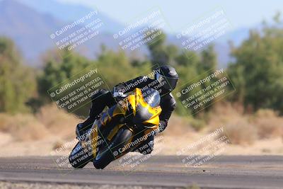 media/Nov-06-2022-SoCal Trackdays (Sun) [[208d2ccc26]]/Turn 7 Set 1 (1050am)/